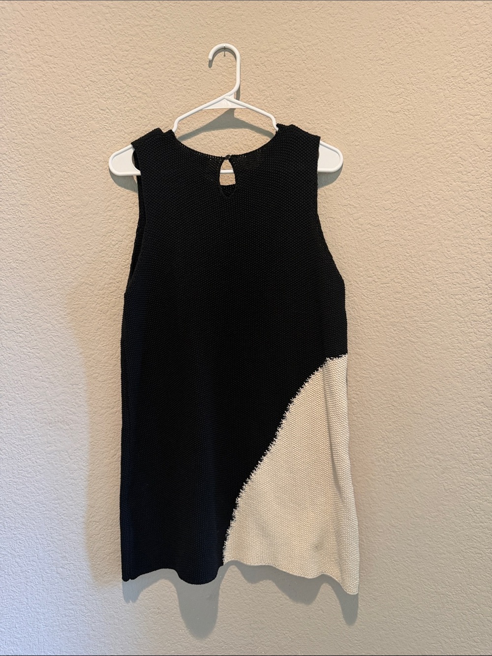Sweater Subcategory Classification - Picture 3 of 4